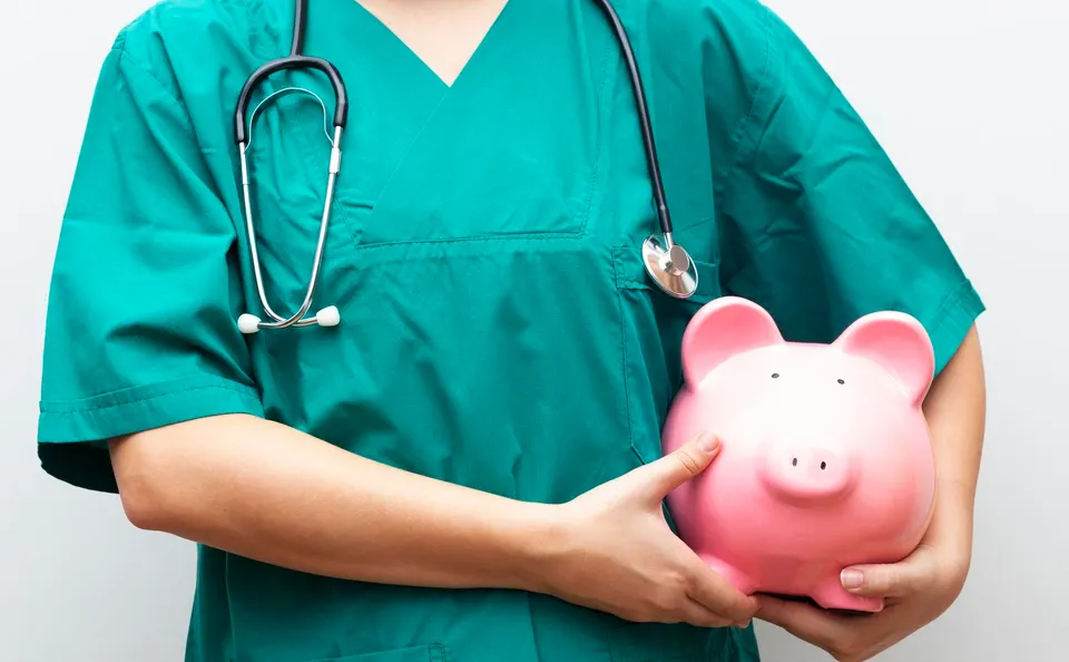 Healthcare Consultant 13